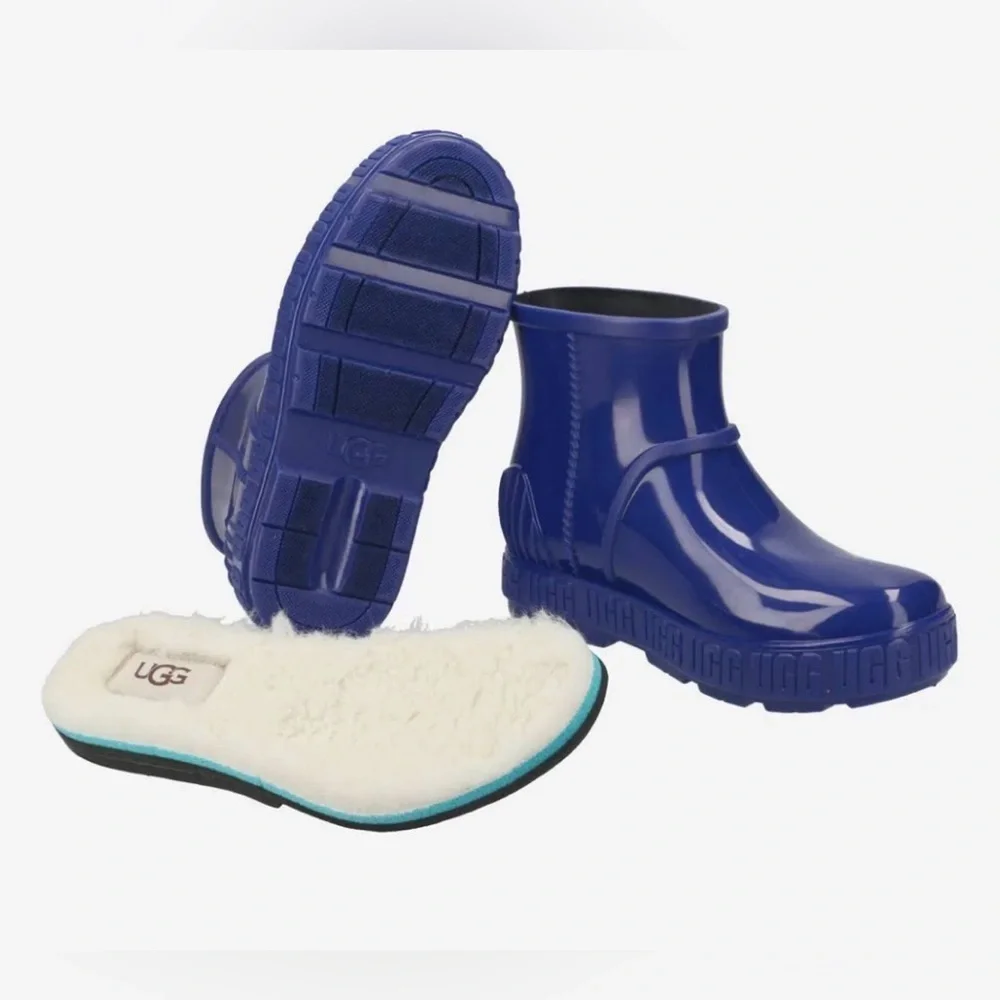 UGG excellent size
